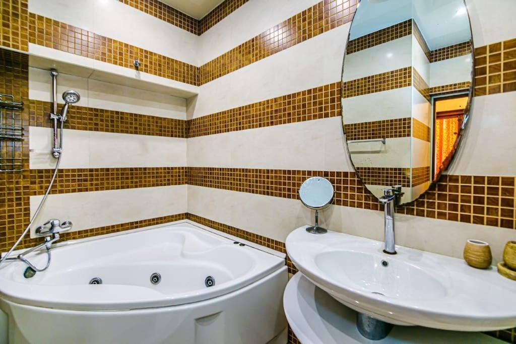 Continental Apartment