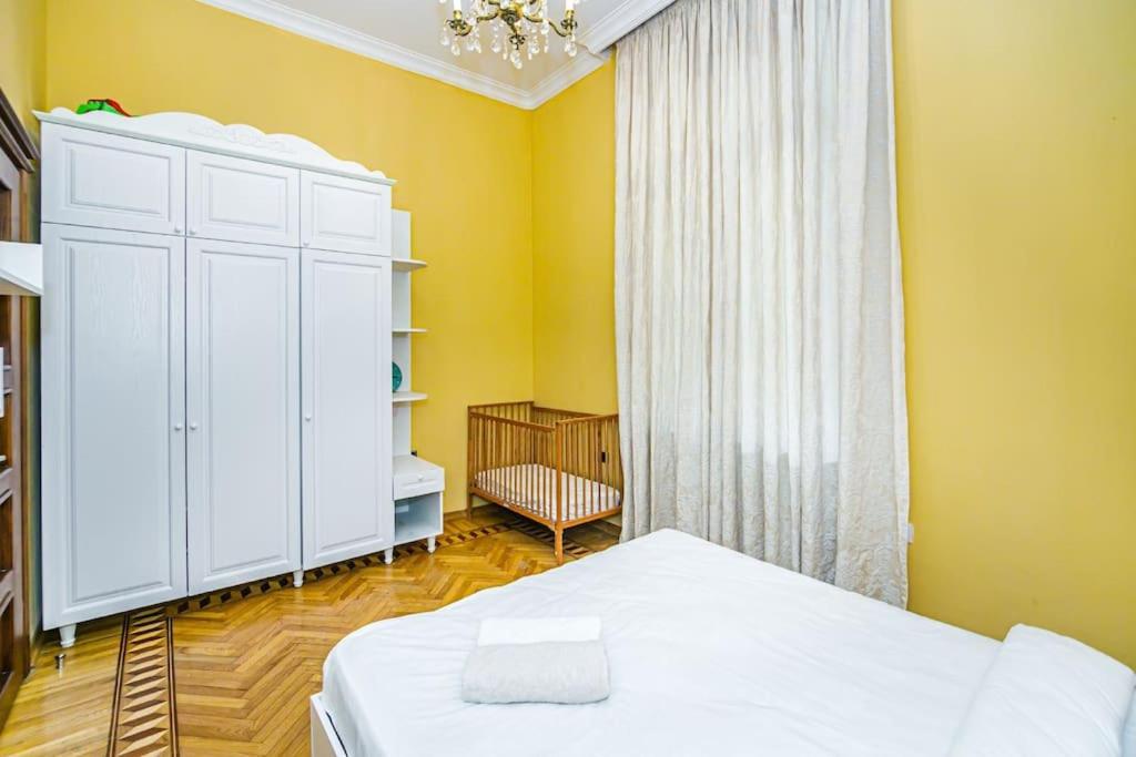 Continental Apartment
