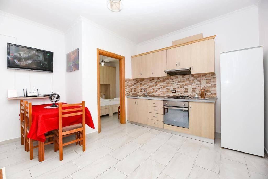 Cozy Central Apartment