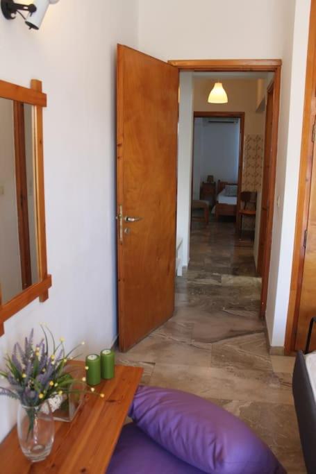 Two-room apartment with balcony near the sea photo 3