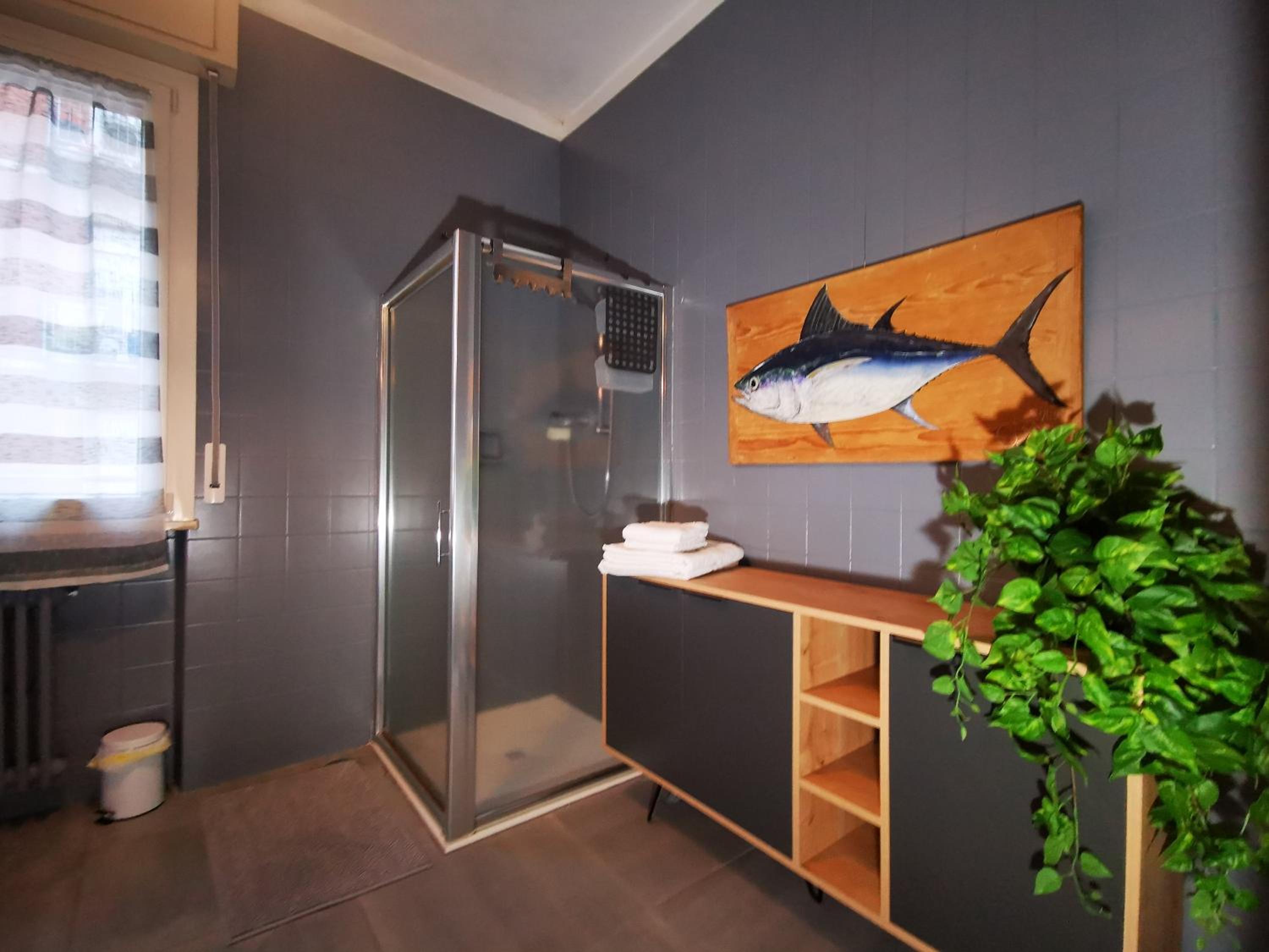 ROOM 2 OSPEDALE MAGGIORE en Parma — bathroom