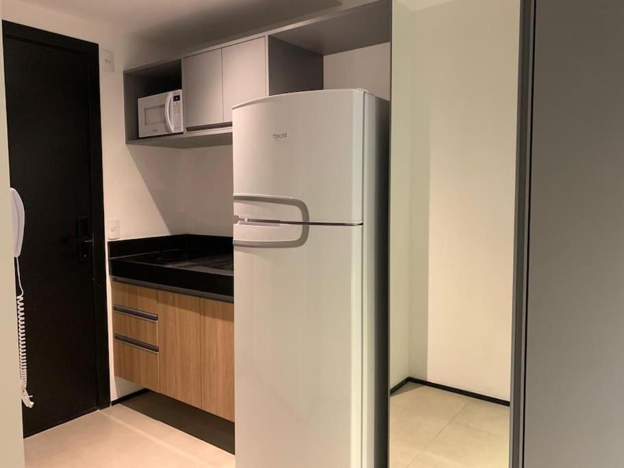 Studio Completo em Moema ao lado do Shopping Ibirapuera