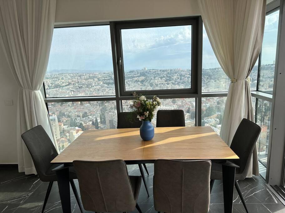 Kosher, Savyon View, Har Habayis view 5