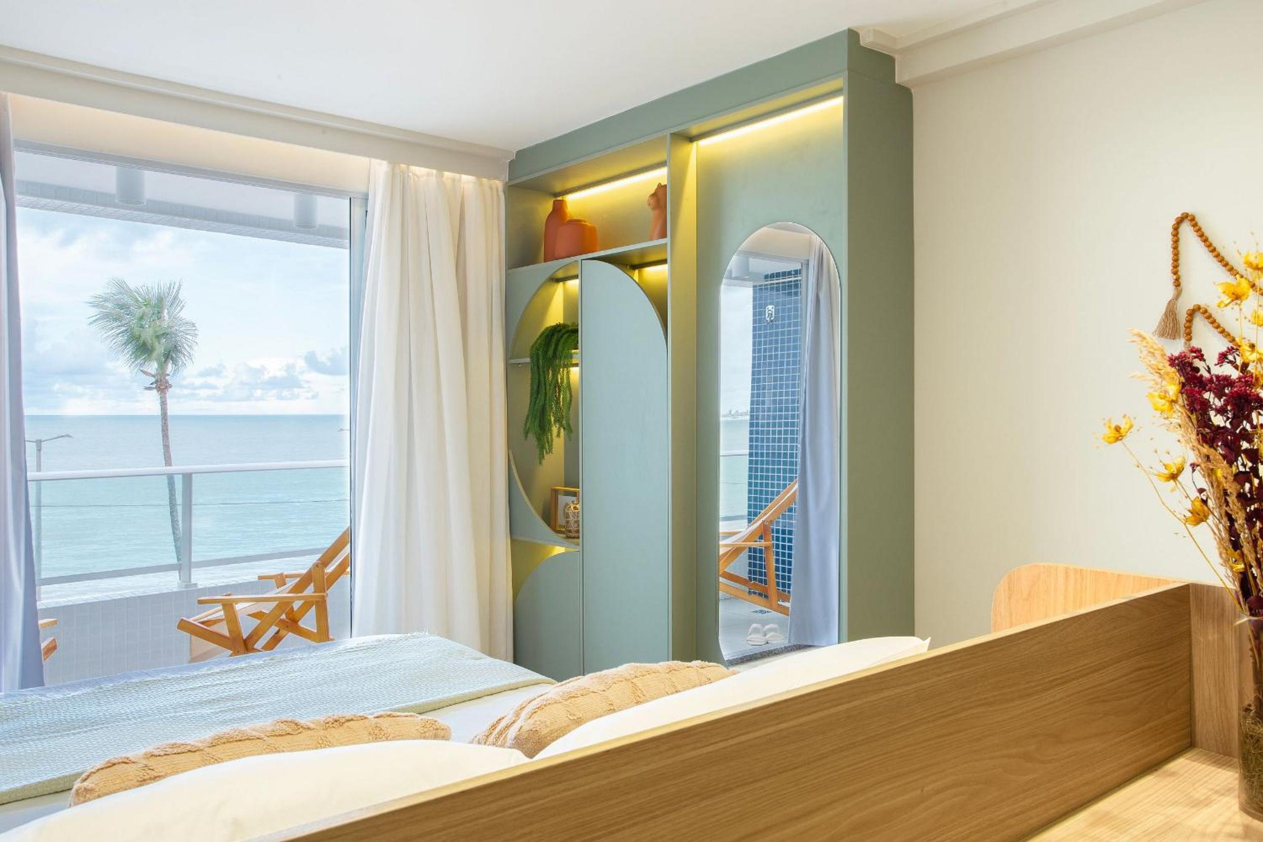 FHF Blue Suites