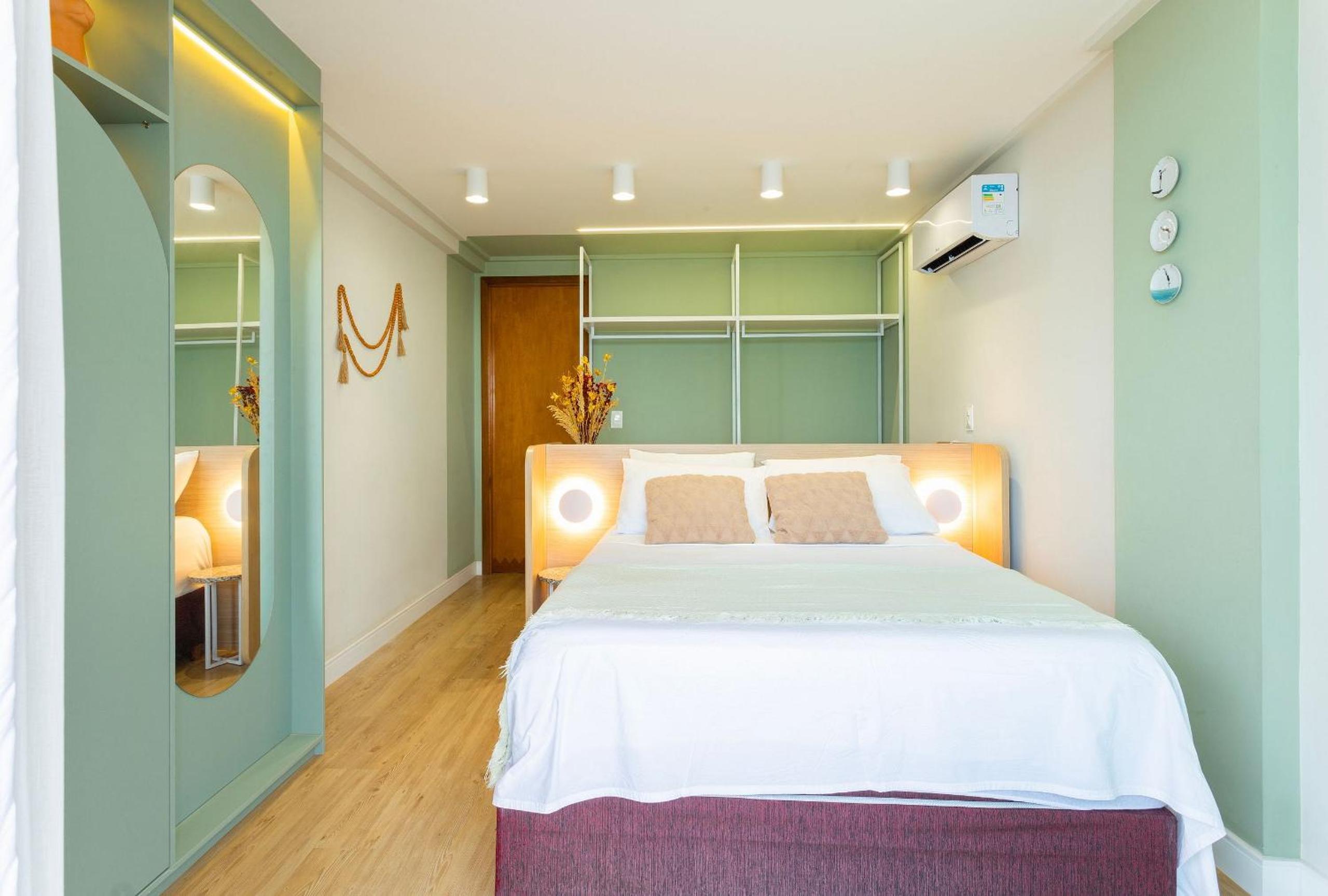 FHF Blue Suites