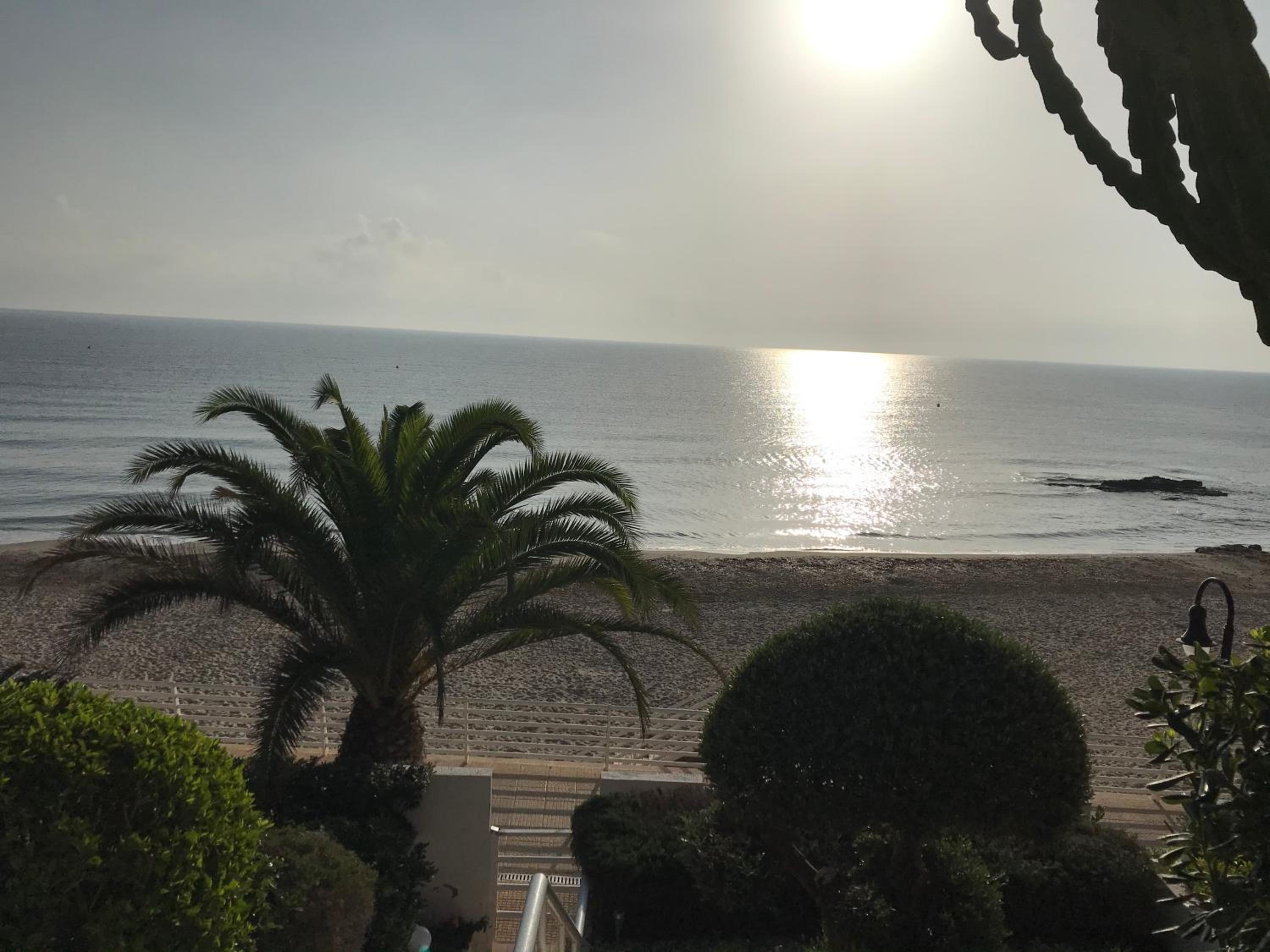 Terraced house by the beach