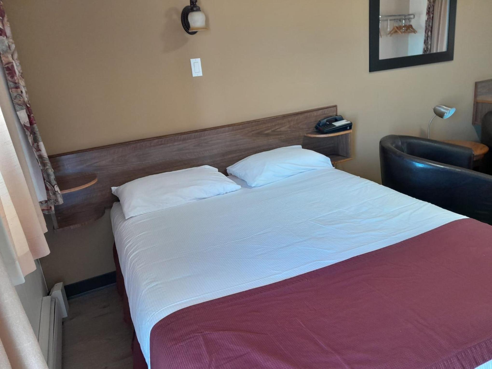 Travellers Motel