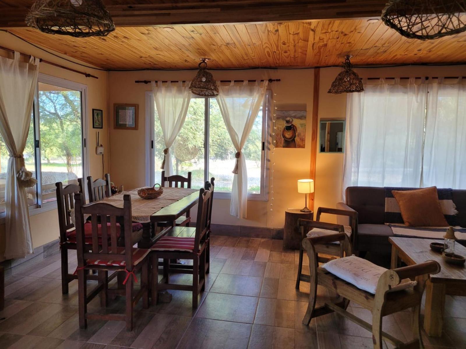 CASA PARA 10 PERSONAS, CAFAYATE