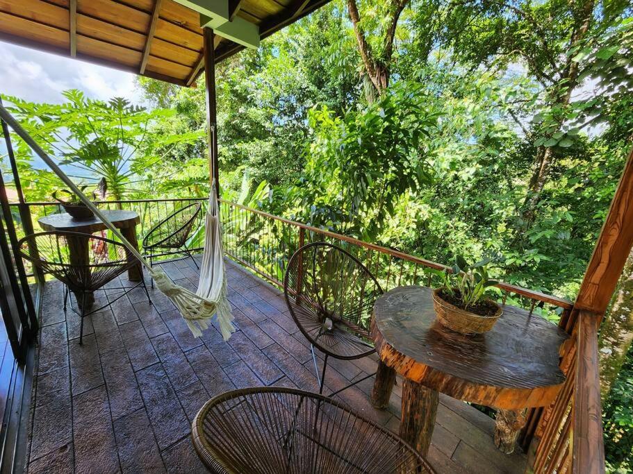 Cabañas Caeli, El Congo, La Fortuna Rainforest Glass Cabin w Suite