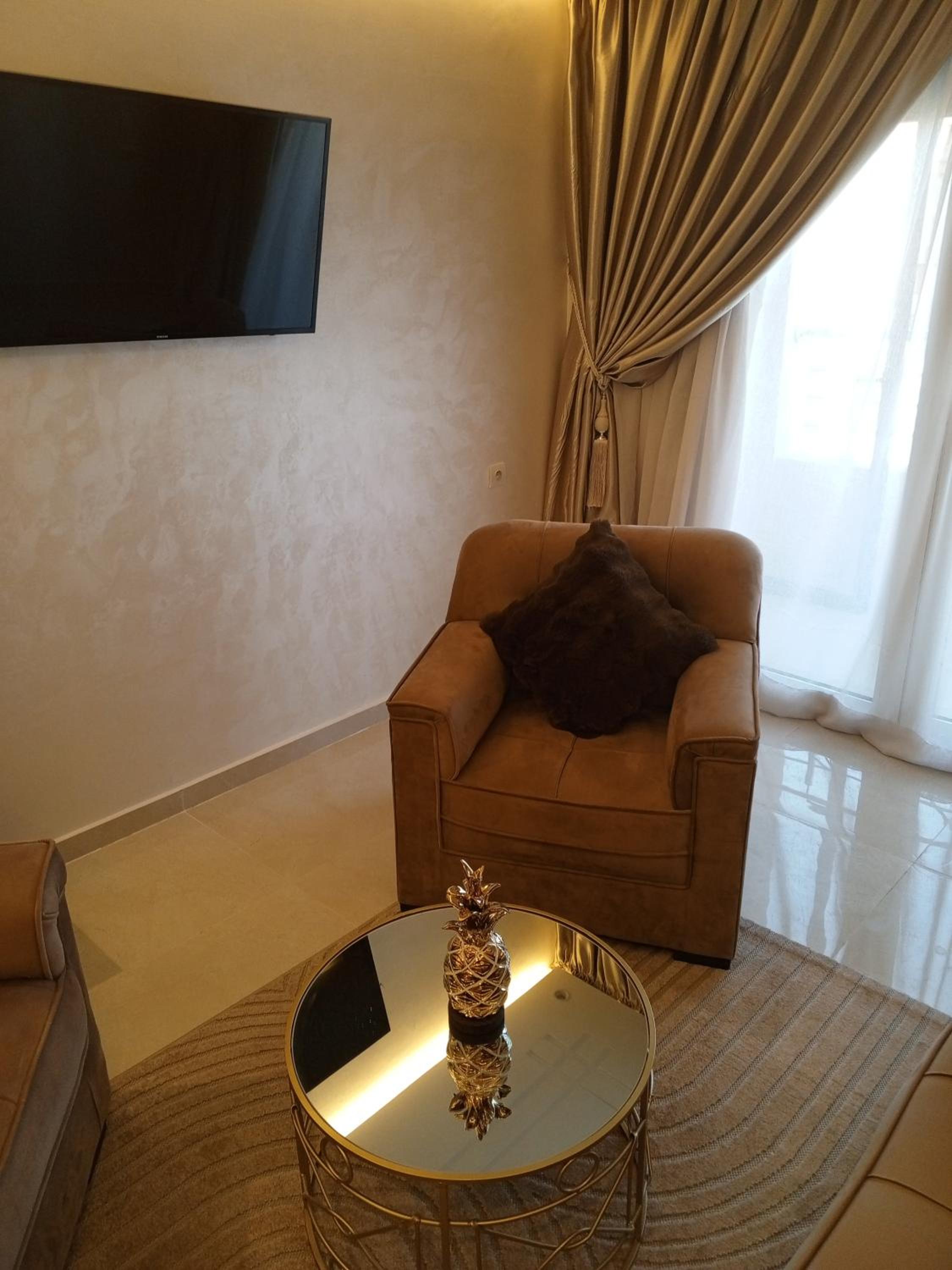 Calista Appart hotel piscine view 5