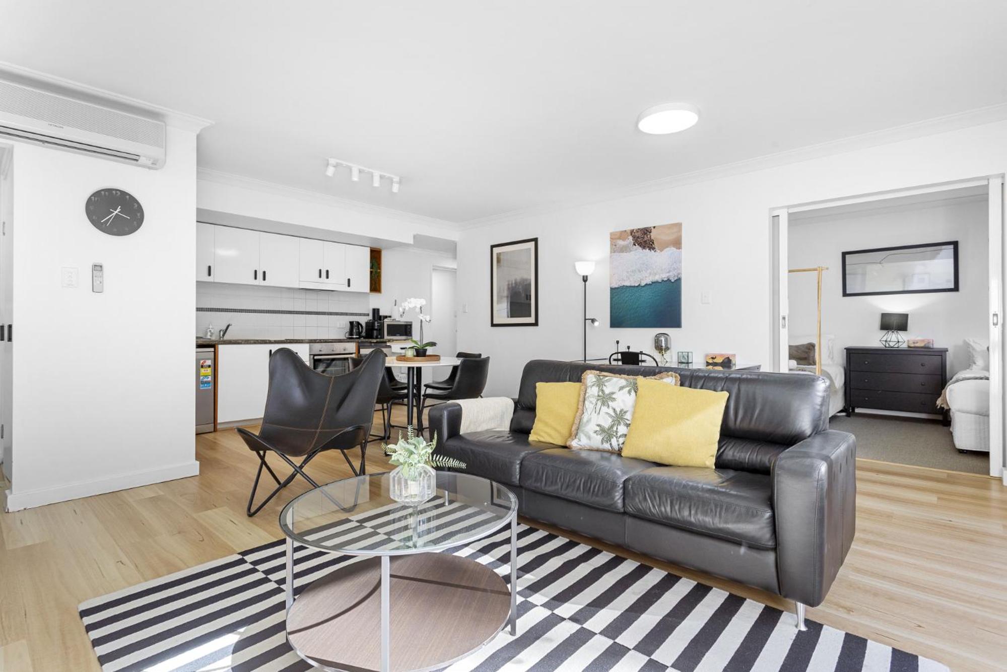 Urban Boho Chic Renovated 2BR with Balcony