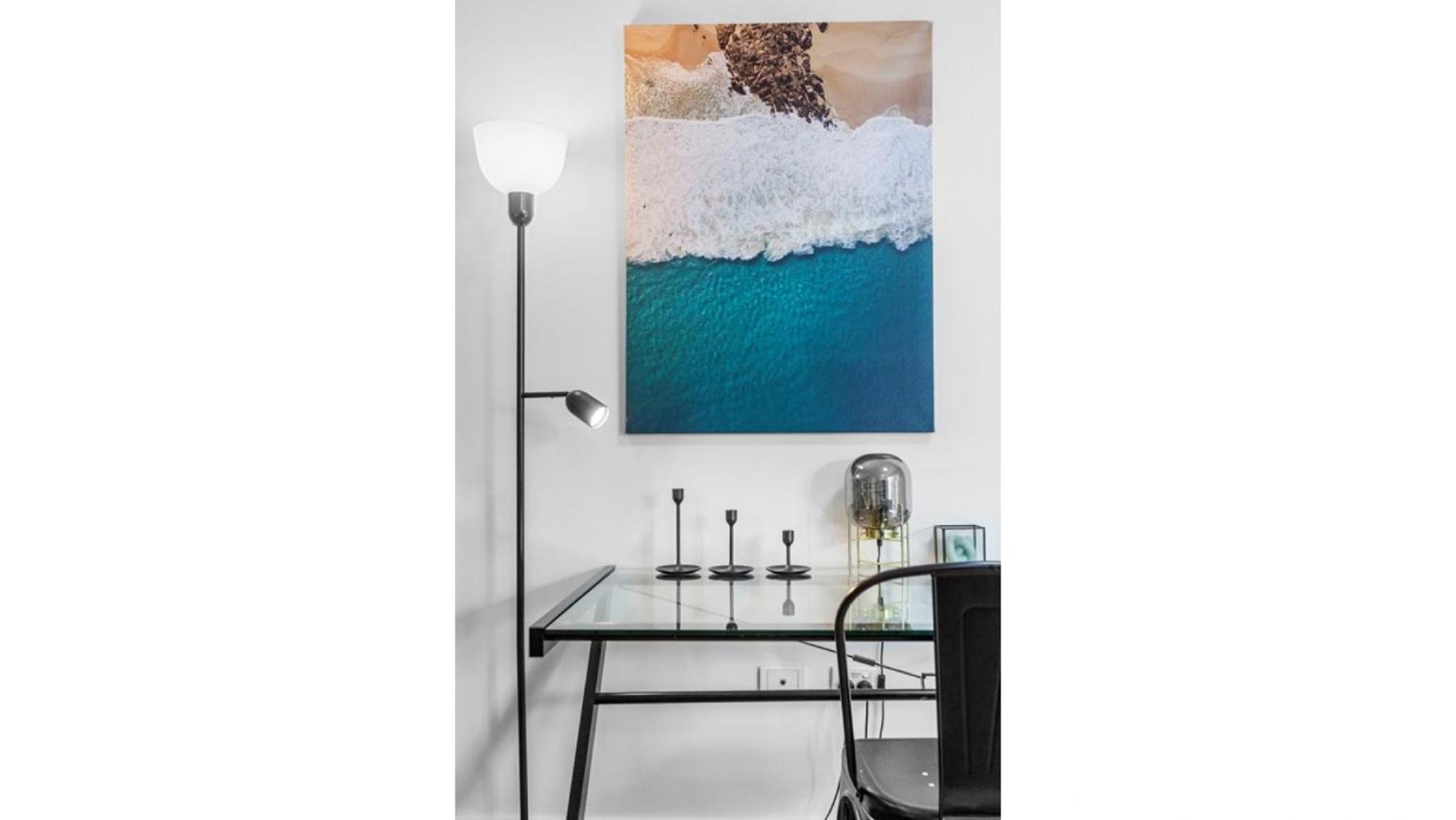 Urban Boho Chic Renovated 2BR with Balcony