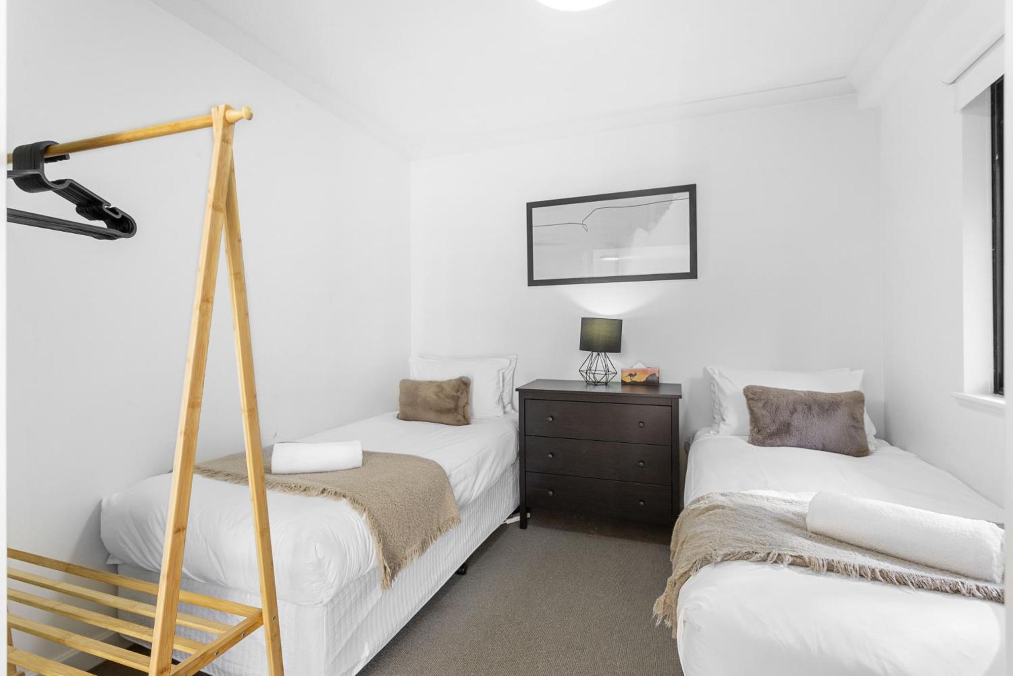 Urban Boho Chic Renovated 2BR with Balcony