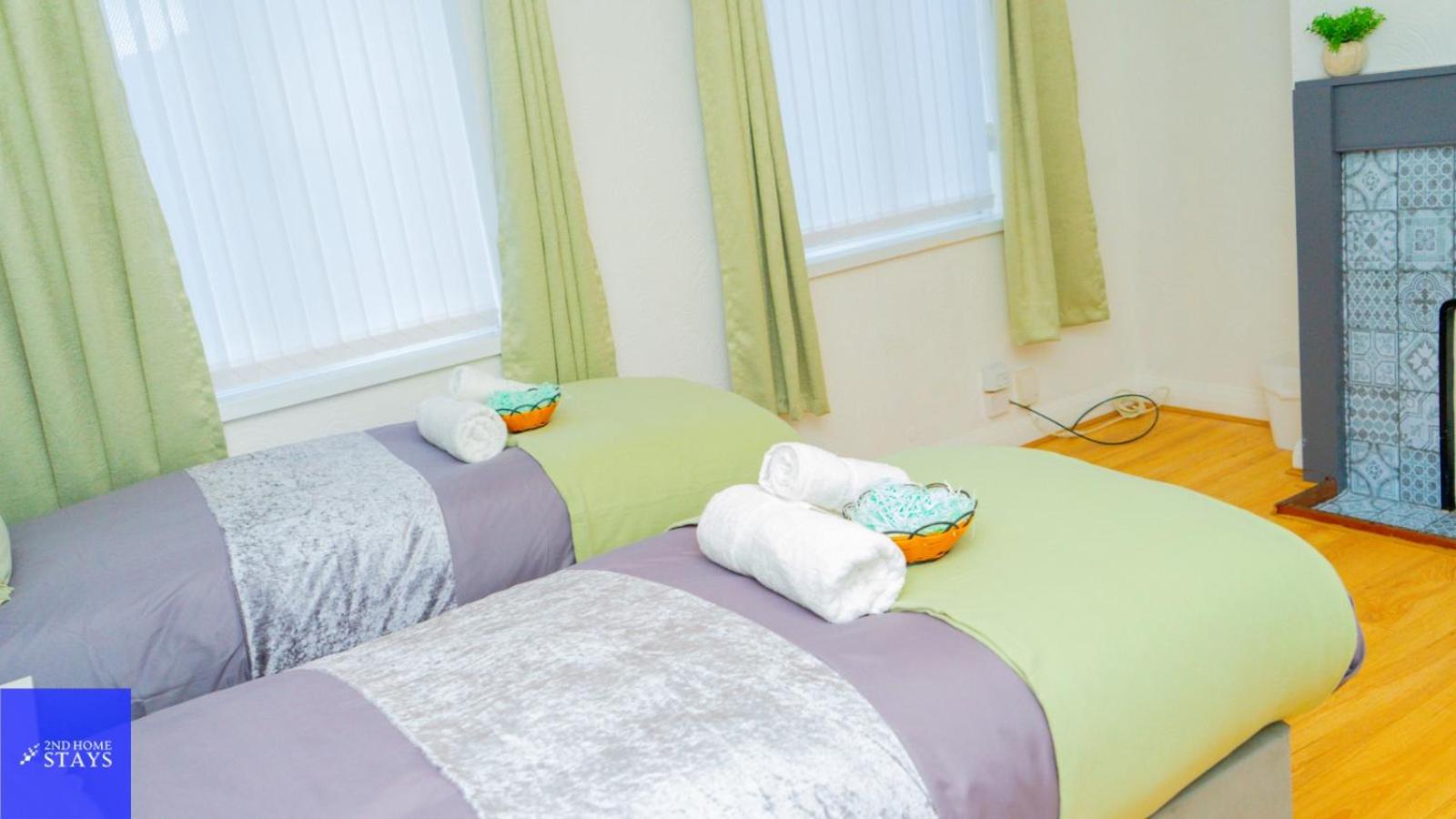 2ndHomeStays-Dudley-Suitable for Contractors and Families, Parking available for 3 Vans, Sleeps 12, photo 46