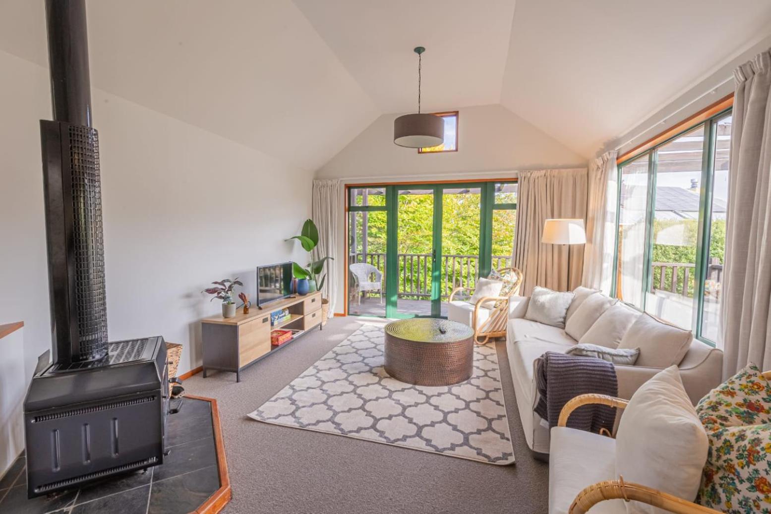 Rata Street Retreat