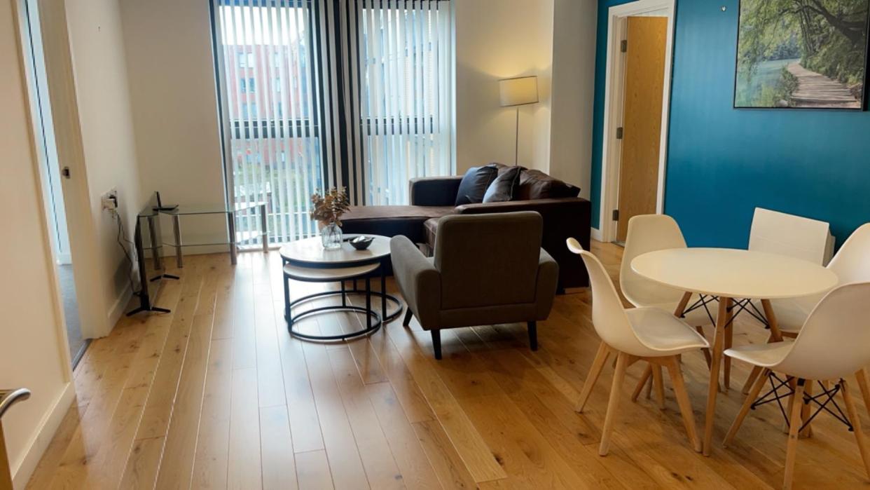 Exceptional 2 bed view 3