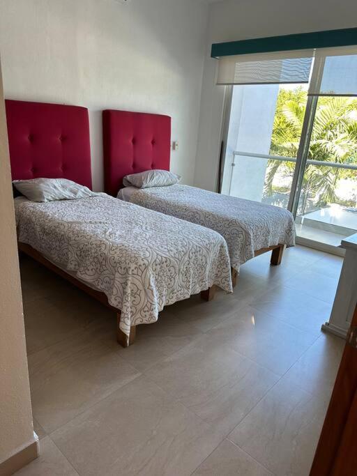 Casa hermosa y acogedora en condominio privado view 2