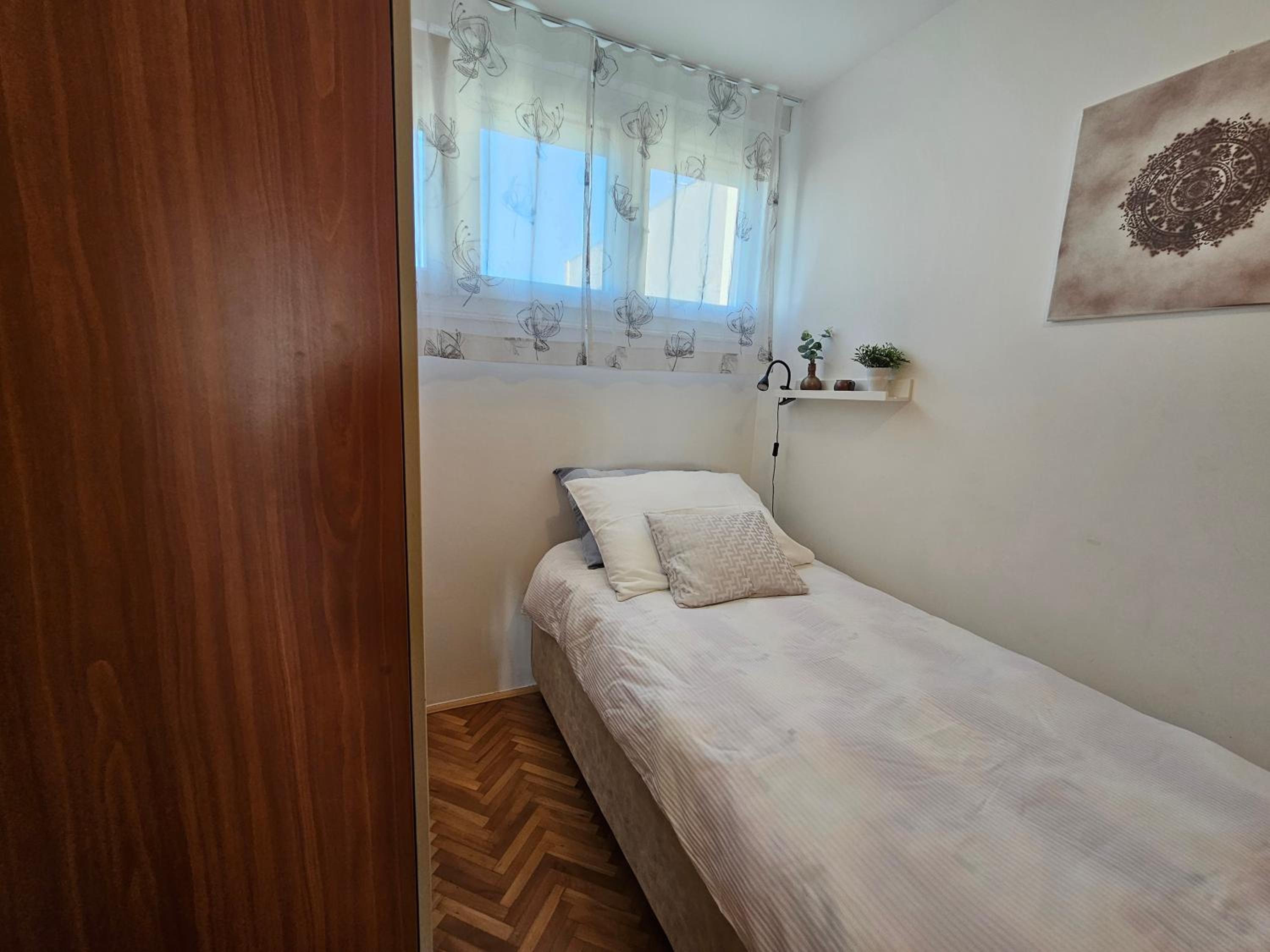 Two rooms apartment Spalatina