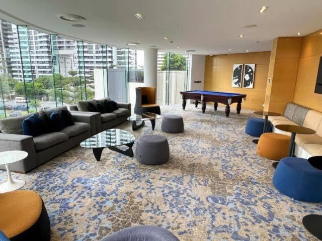 Oracle resort apartment