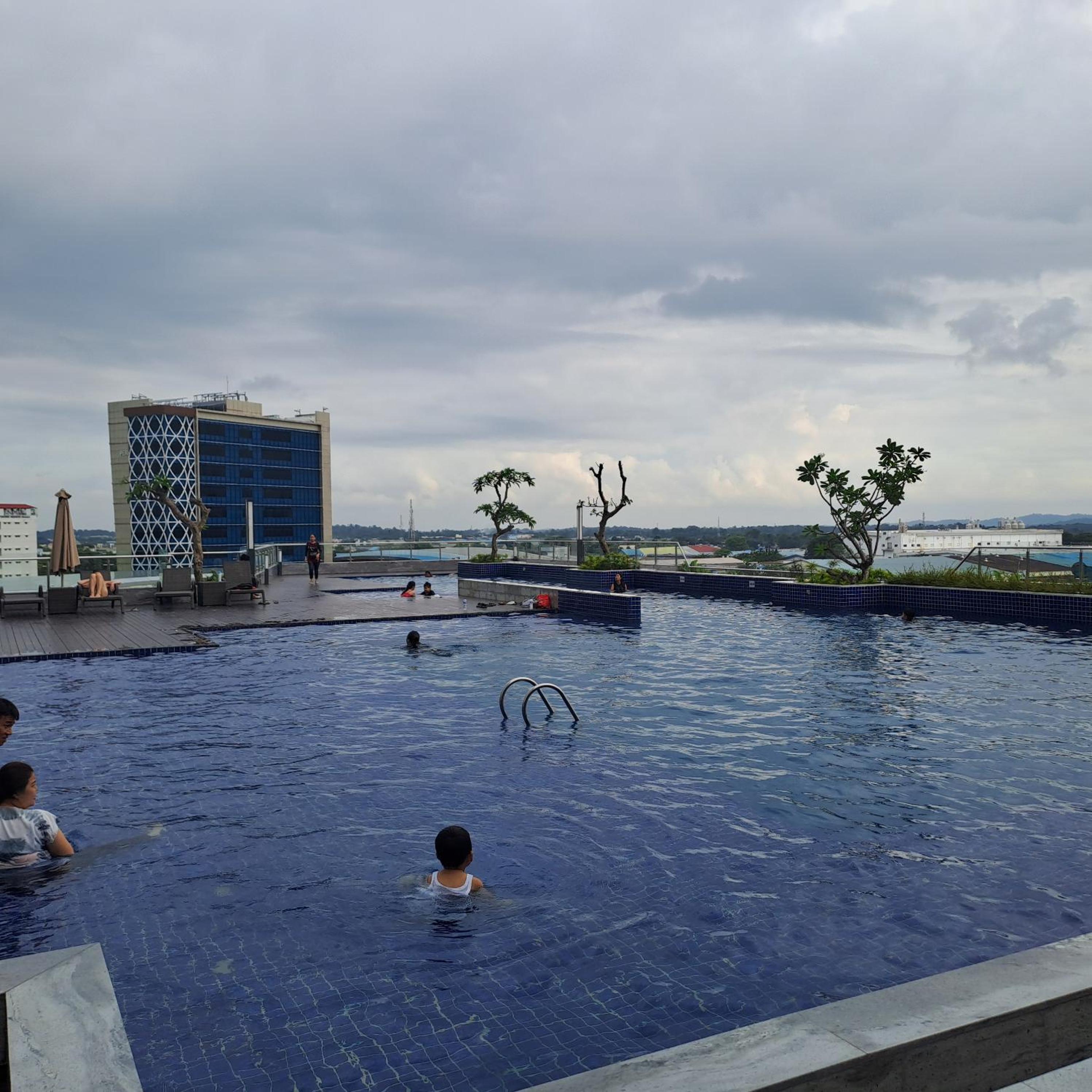 polux habibie view 4