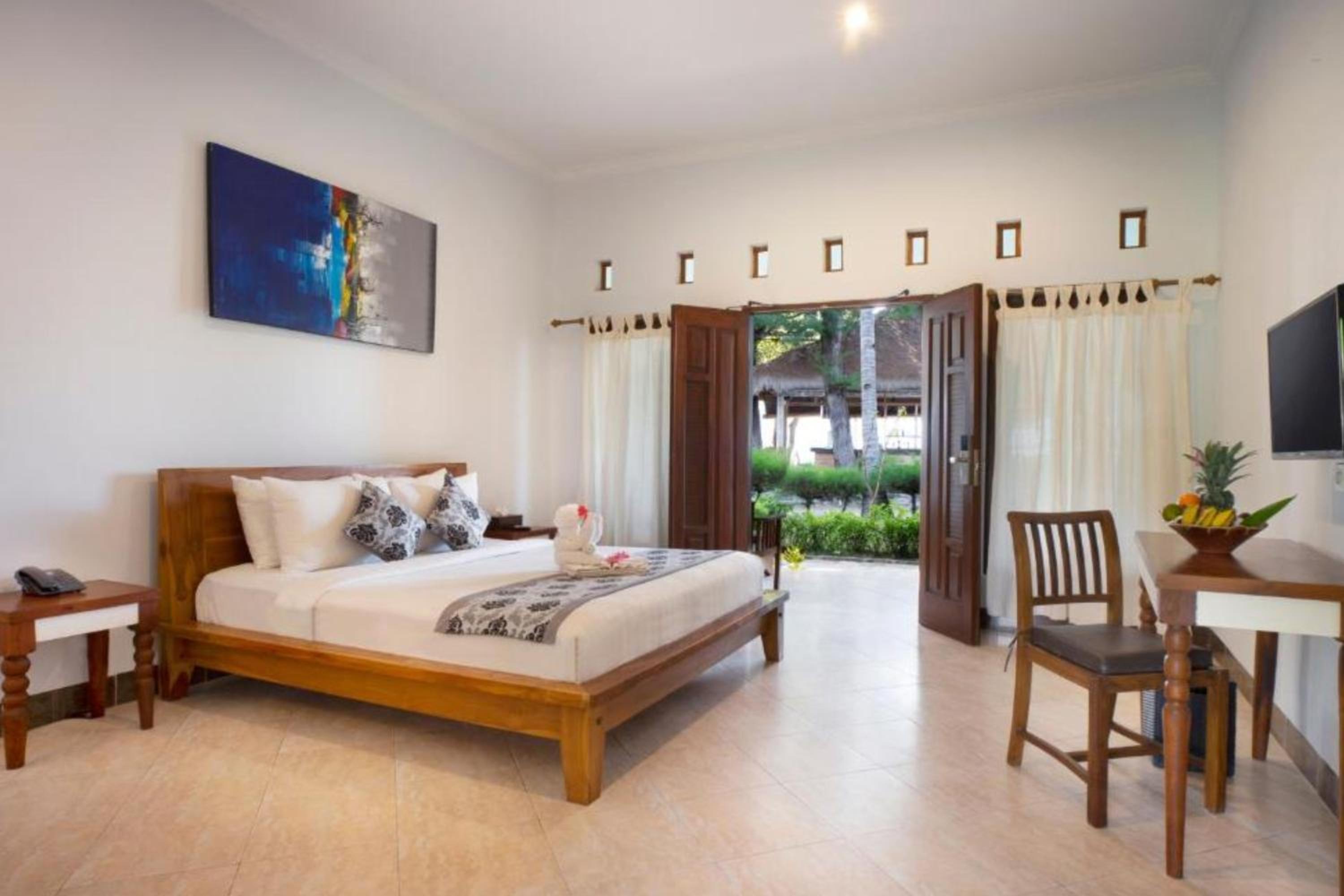 Mycedium 1 BR Deluxe Room view 3