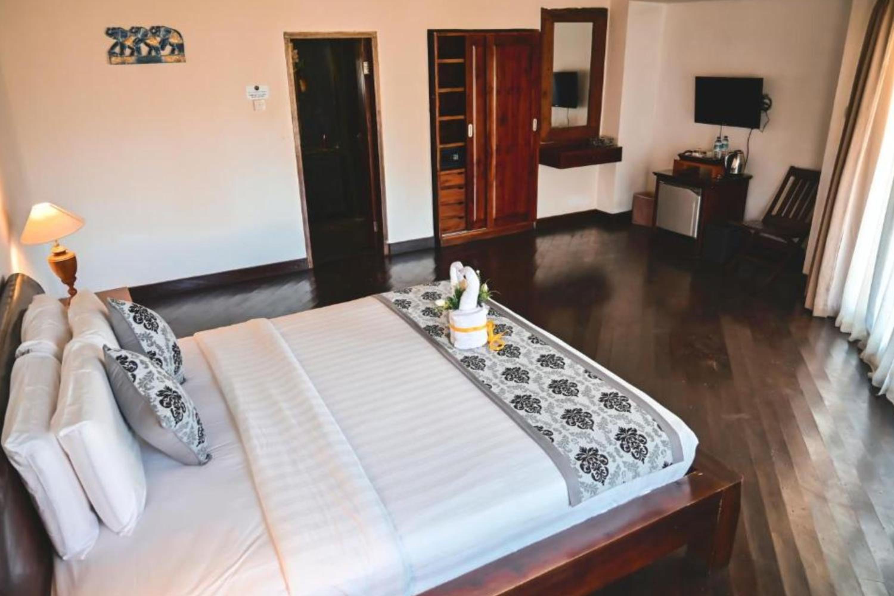 Mycedium 1 BR Deluxe Room view 4