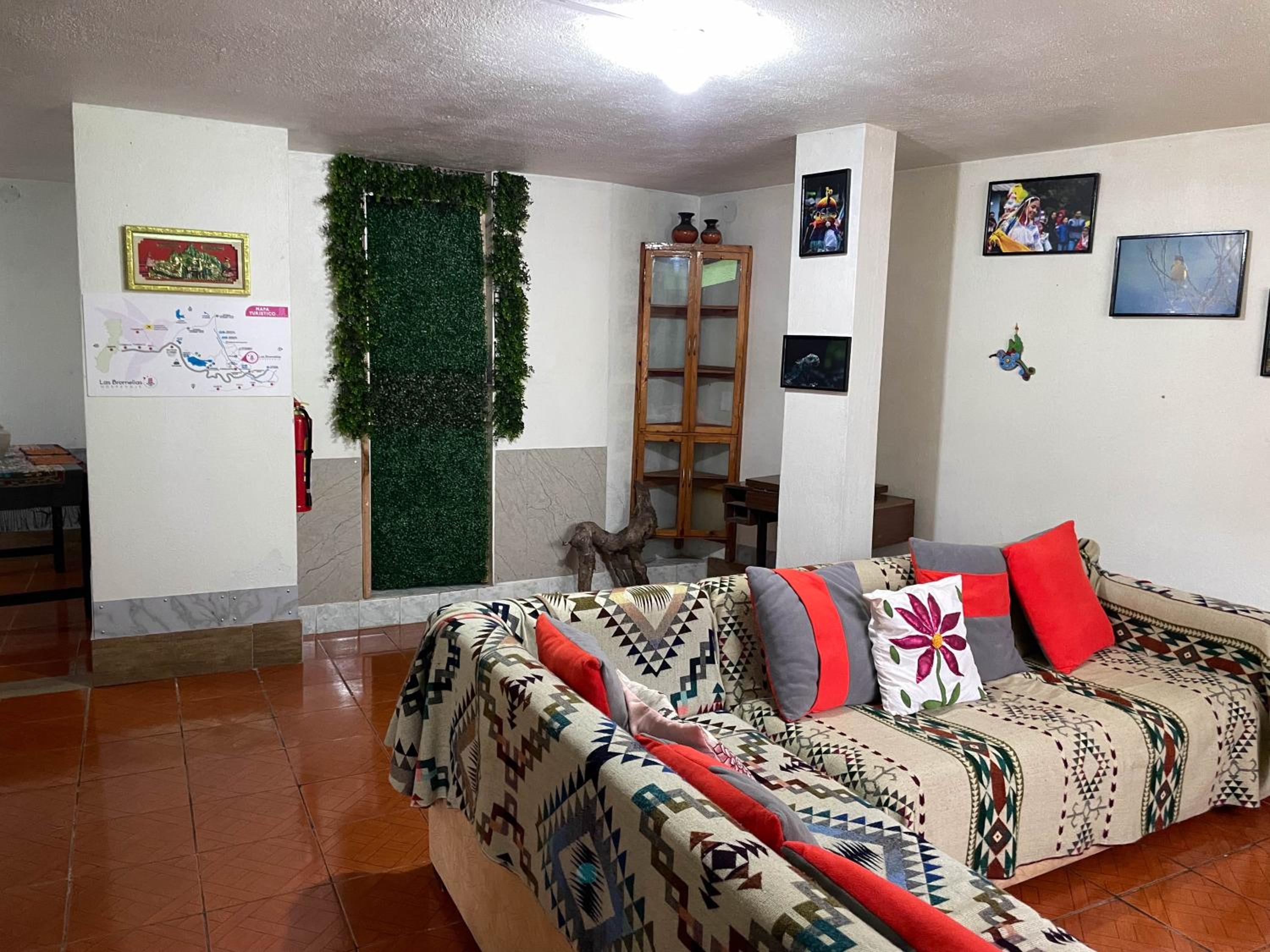 Hospedaje Las Bromelias - Departamento completo