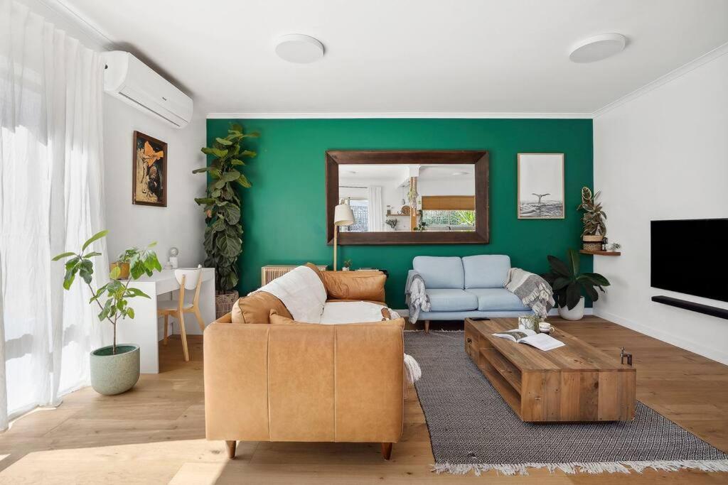 Spring Street Townhouse - walk everywhere!