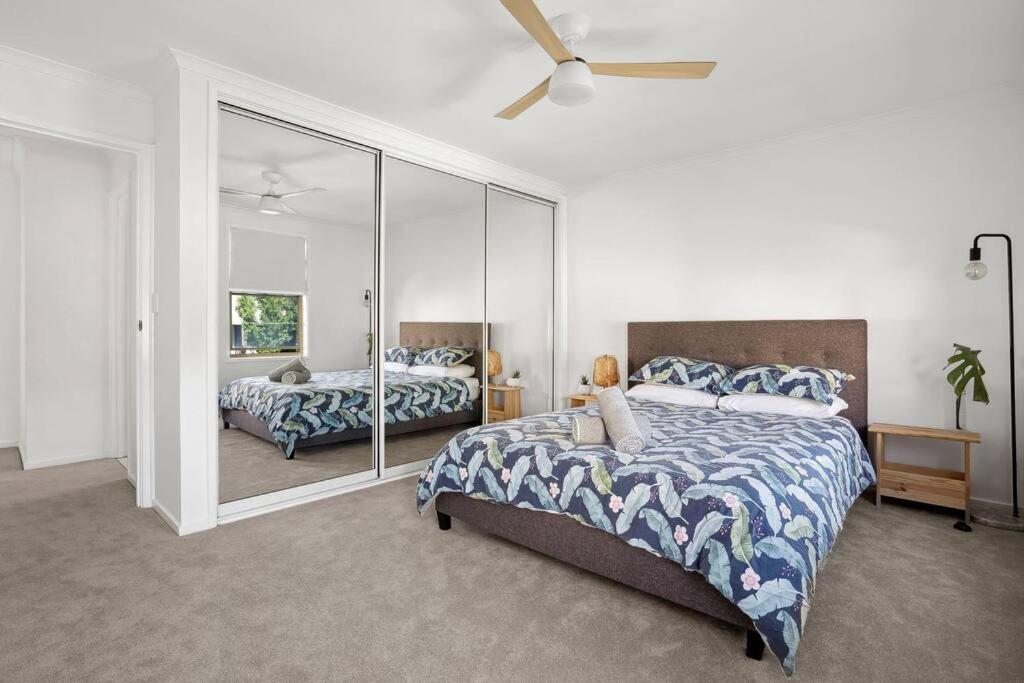 Spring Street Townhouse - walk everywhere!