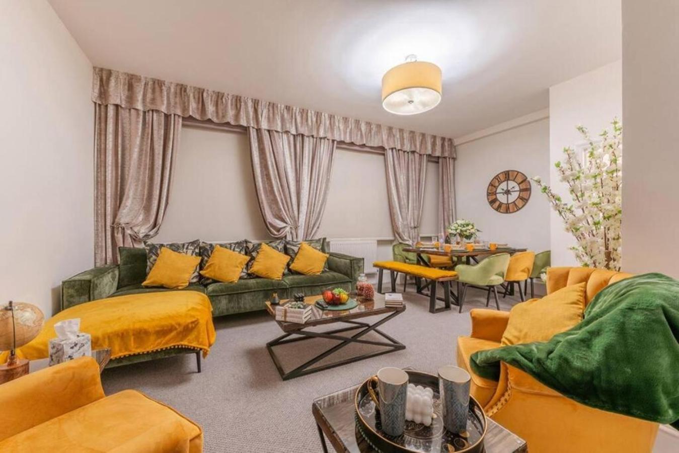 Harley Street Spectacular Suites with High Ceilings, High Luxury