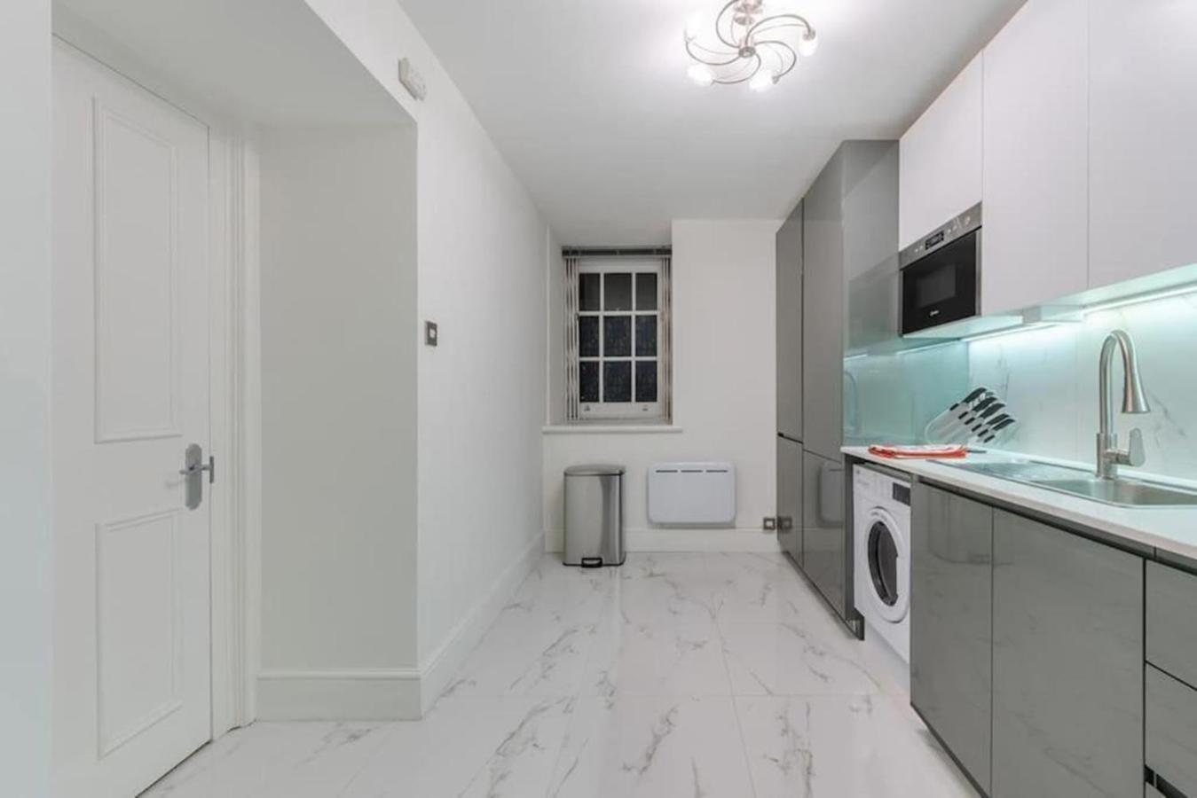 Harley Street Spectacular Suites with High Ceilings, High Luxury
