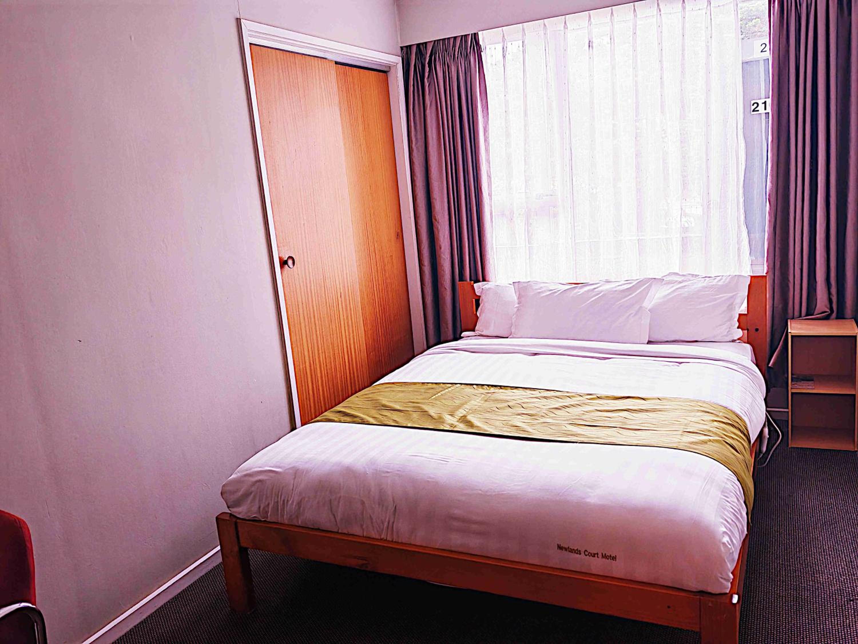 Newlands Court Motel