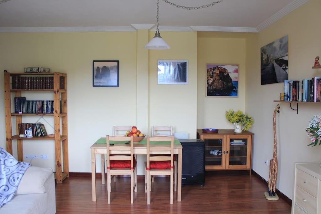 Acogedor bajo con terraza y vistas