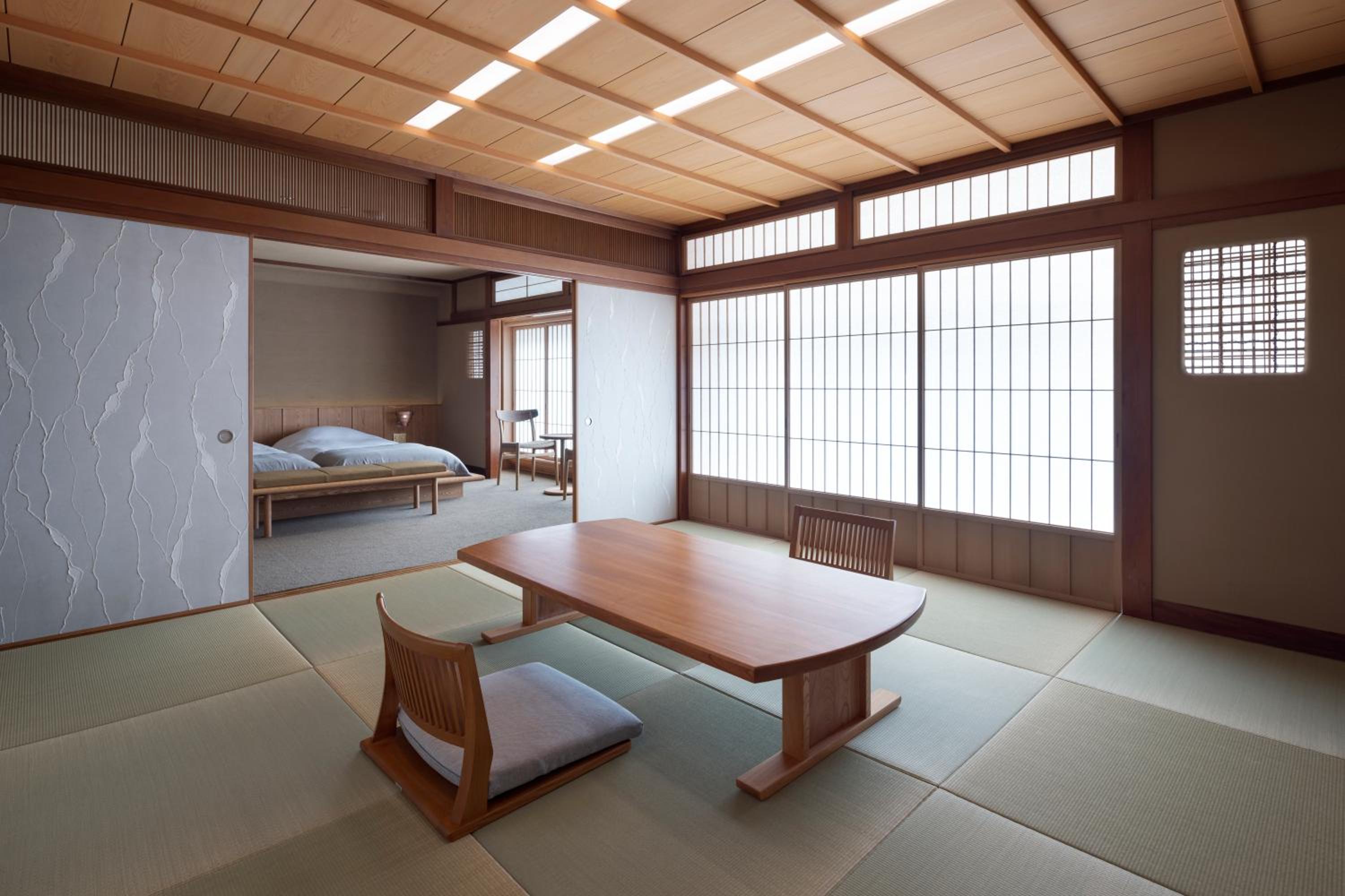 Mikuniya
