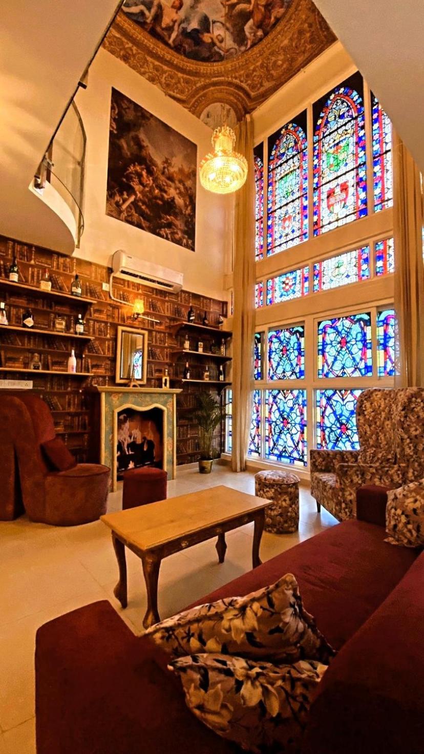 lounge