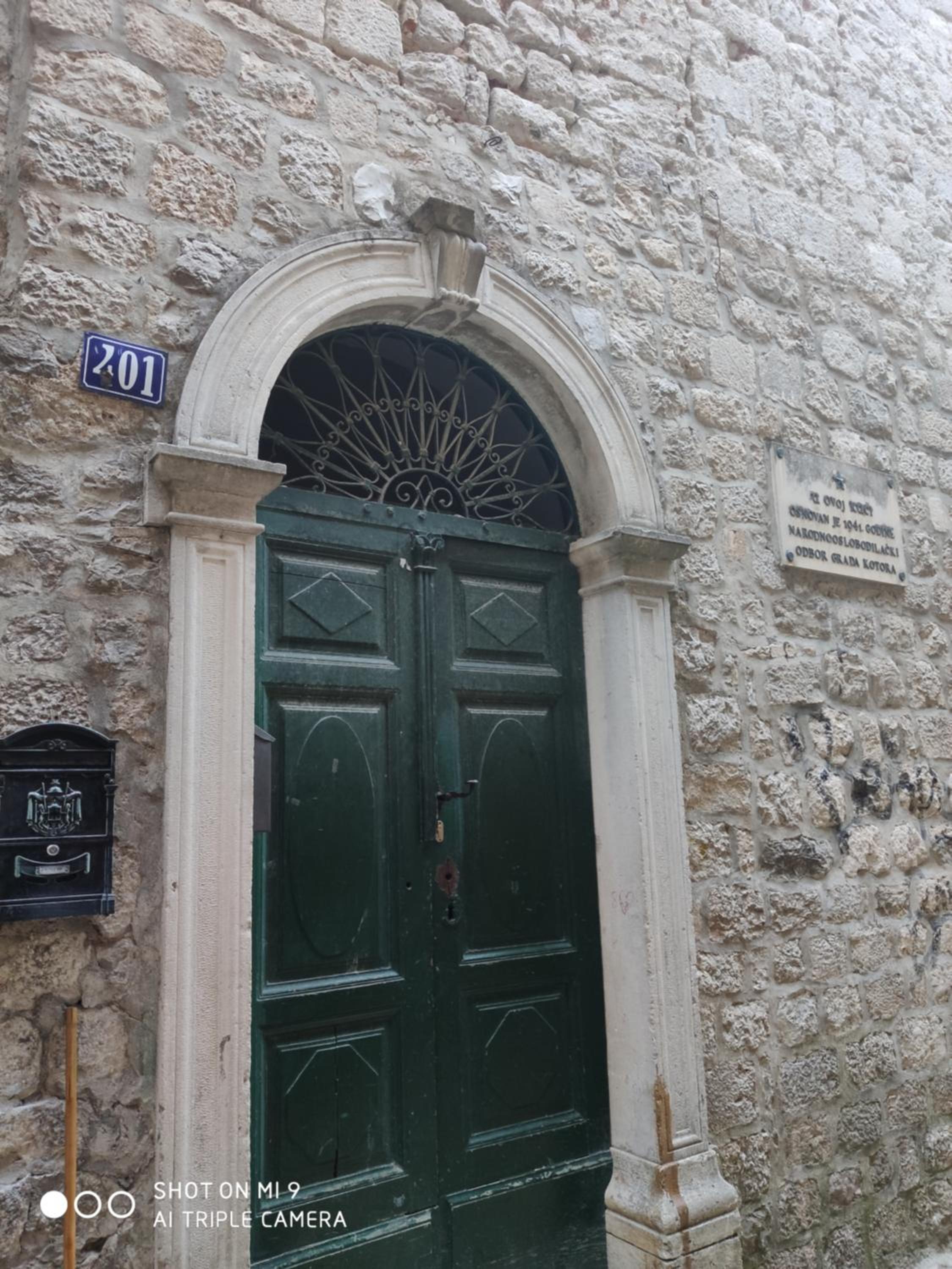 KOTOR OLD TOWN 2 bedroom apartment