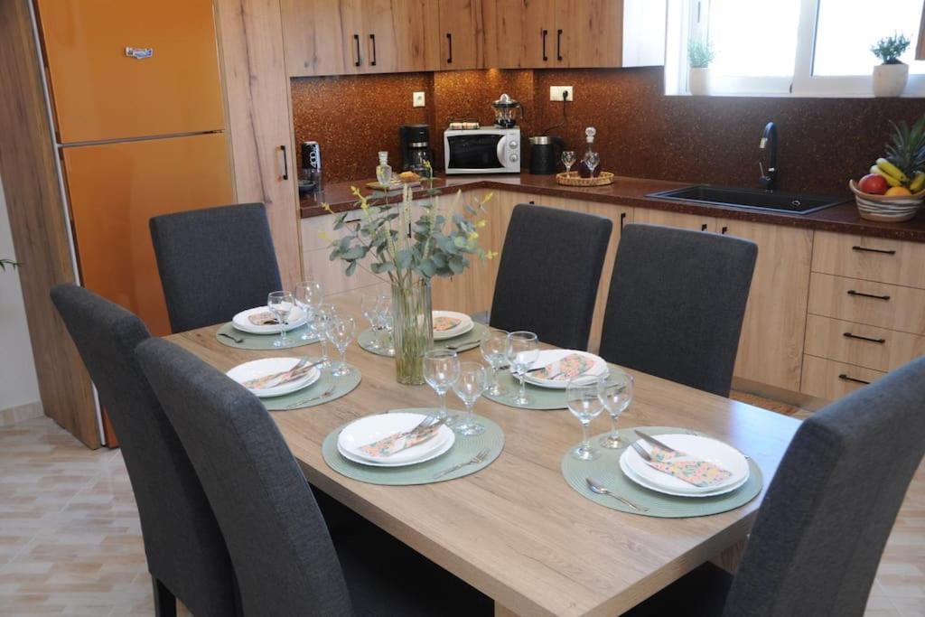 Spacious & Modern New Apartment view 5