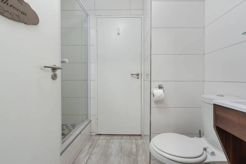 Cozy apartment in the Heart of Cape Town view 2
