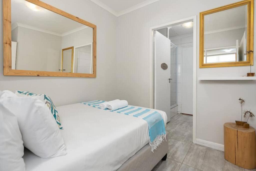 Cozy apartment in the Heart of Cape Town view 3