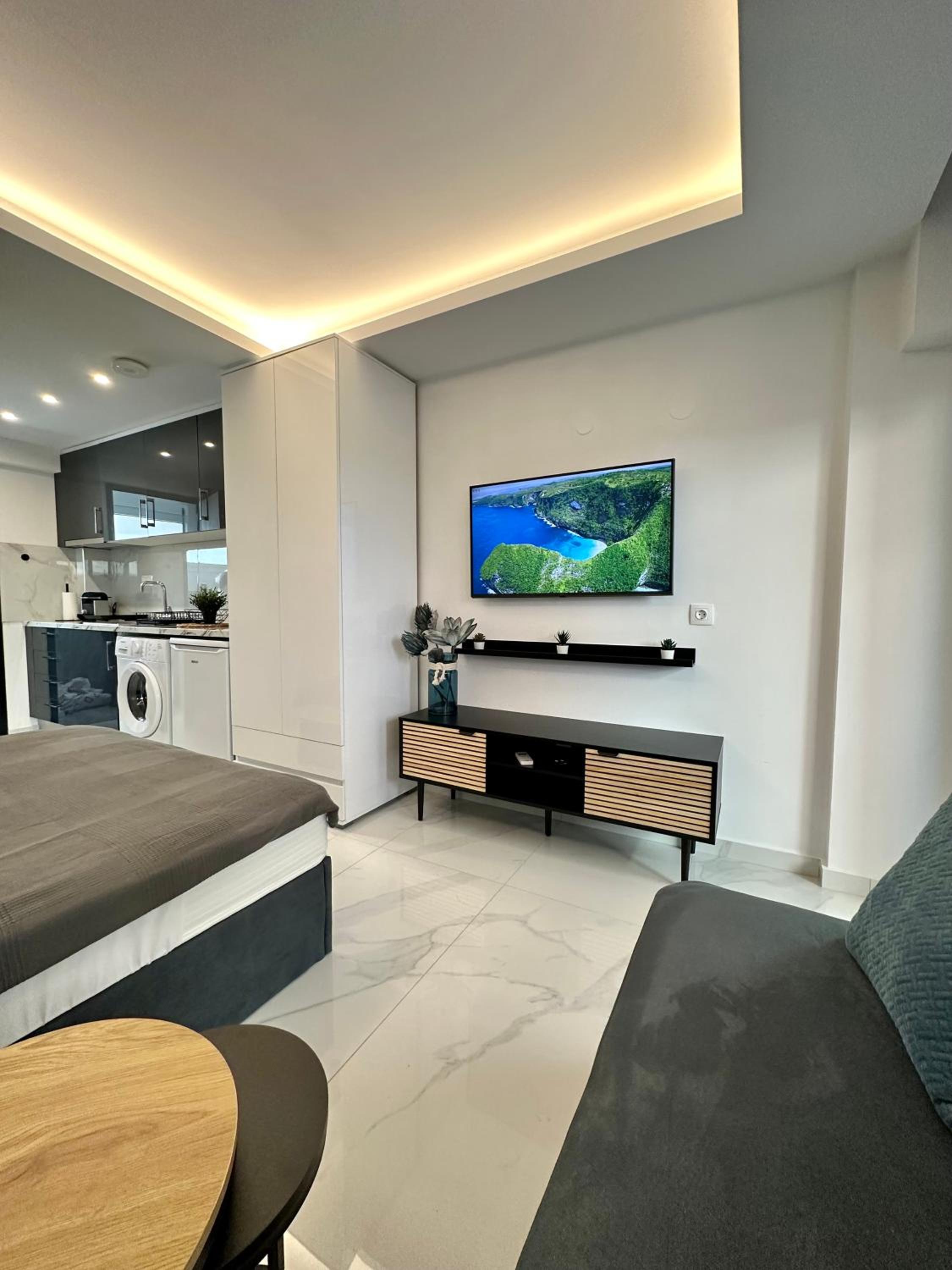 Princess Luxury Studio 3 in Artemis view 2
