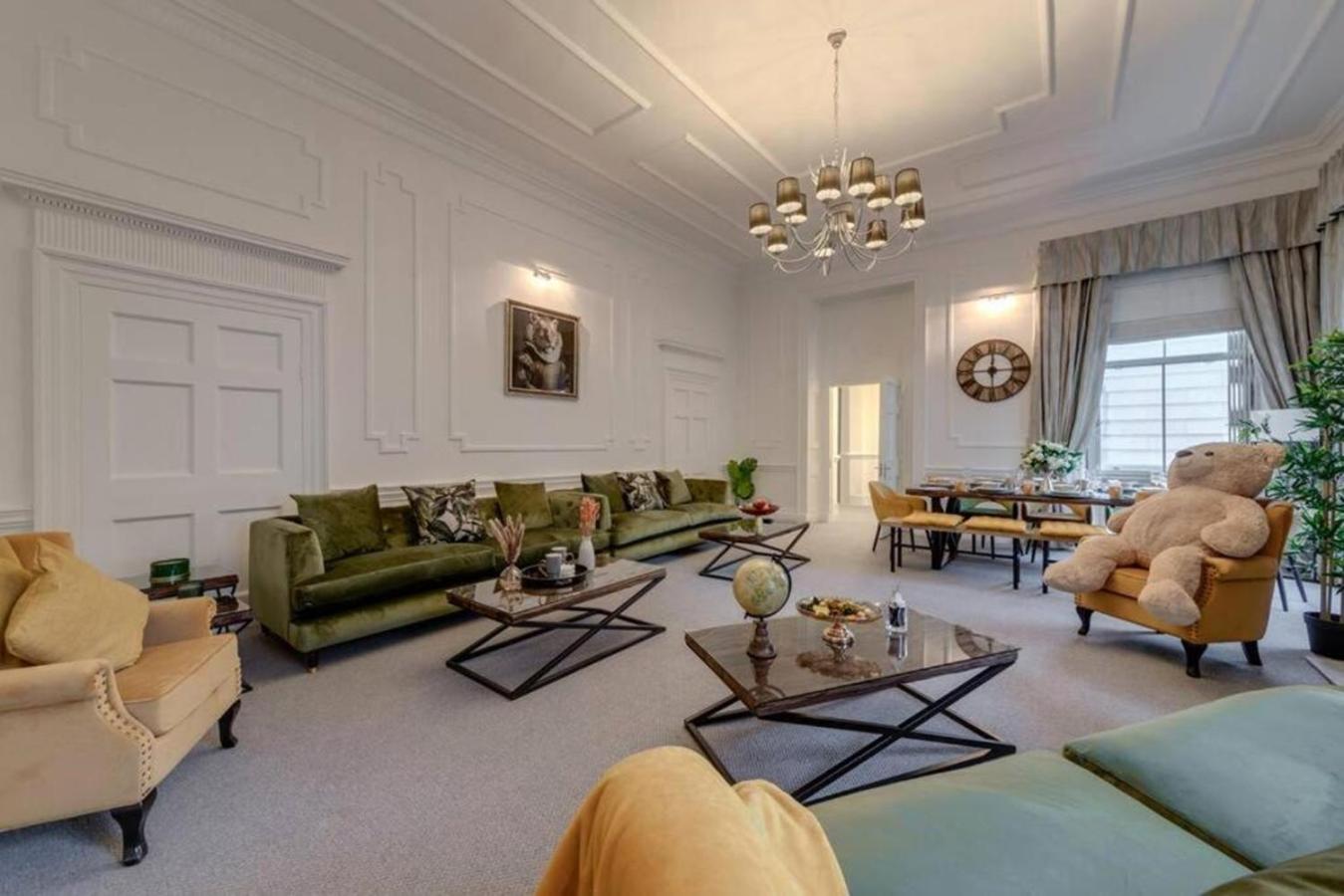 Harley Street Spectacular Suites with High Ceilings, High Luxury