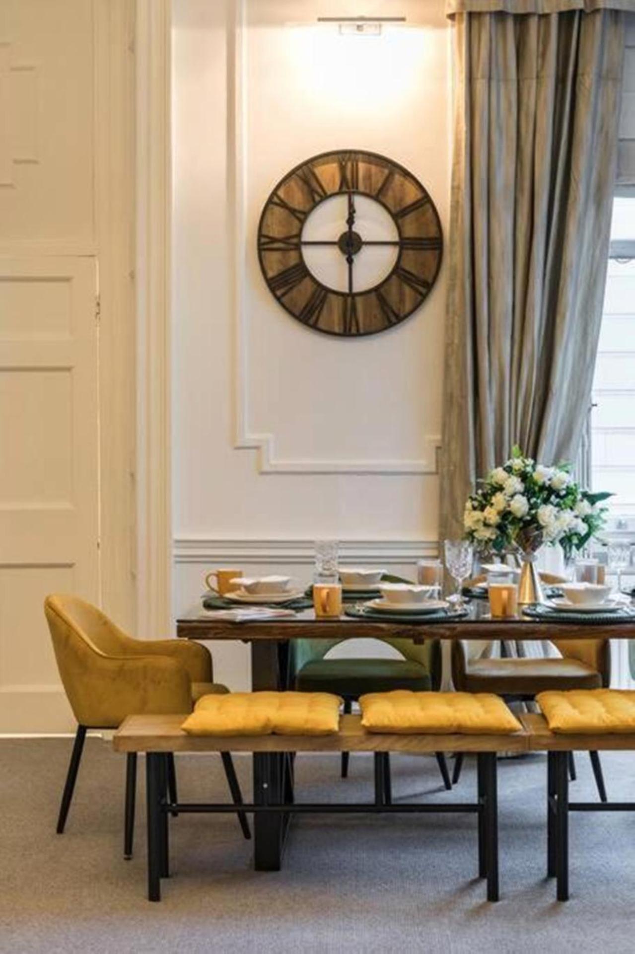 Harley Street Spectacular Suites with High Ceilings, High Luxury