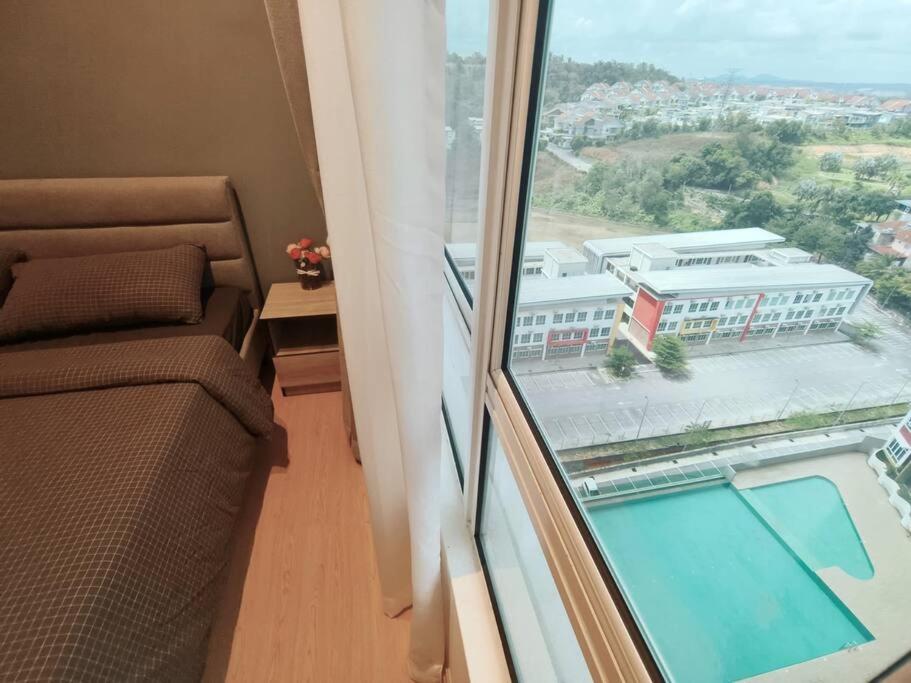 LV13 PoolView Kuantan by Vhomestay photo 8