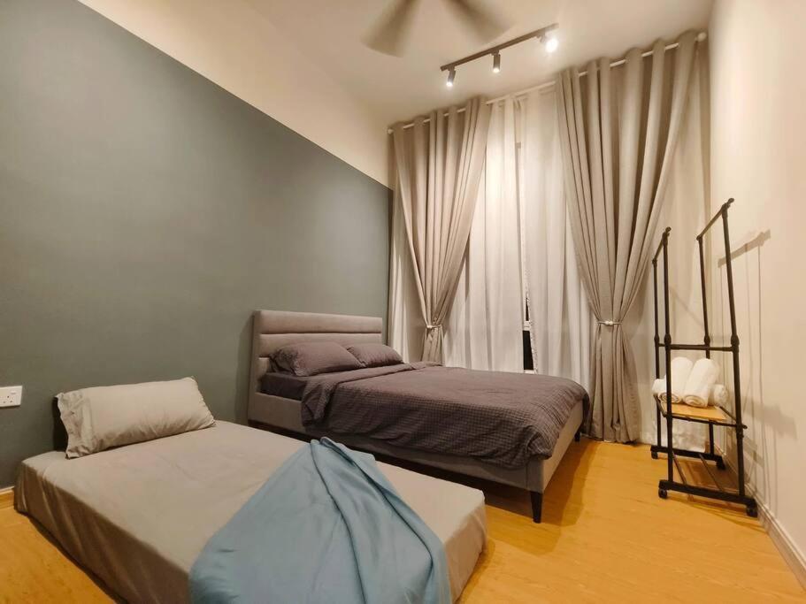 LV13 PoolView Kuantan by Vhomestay photo 2