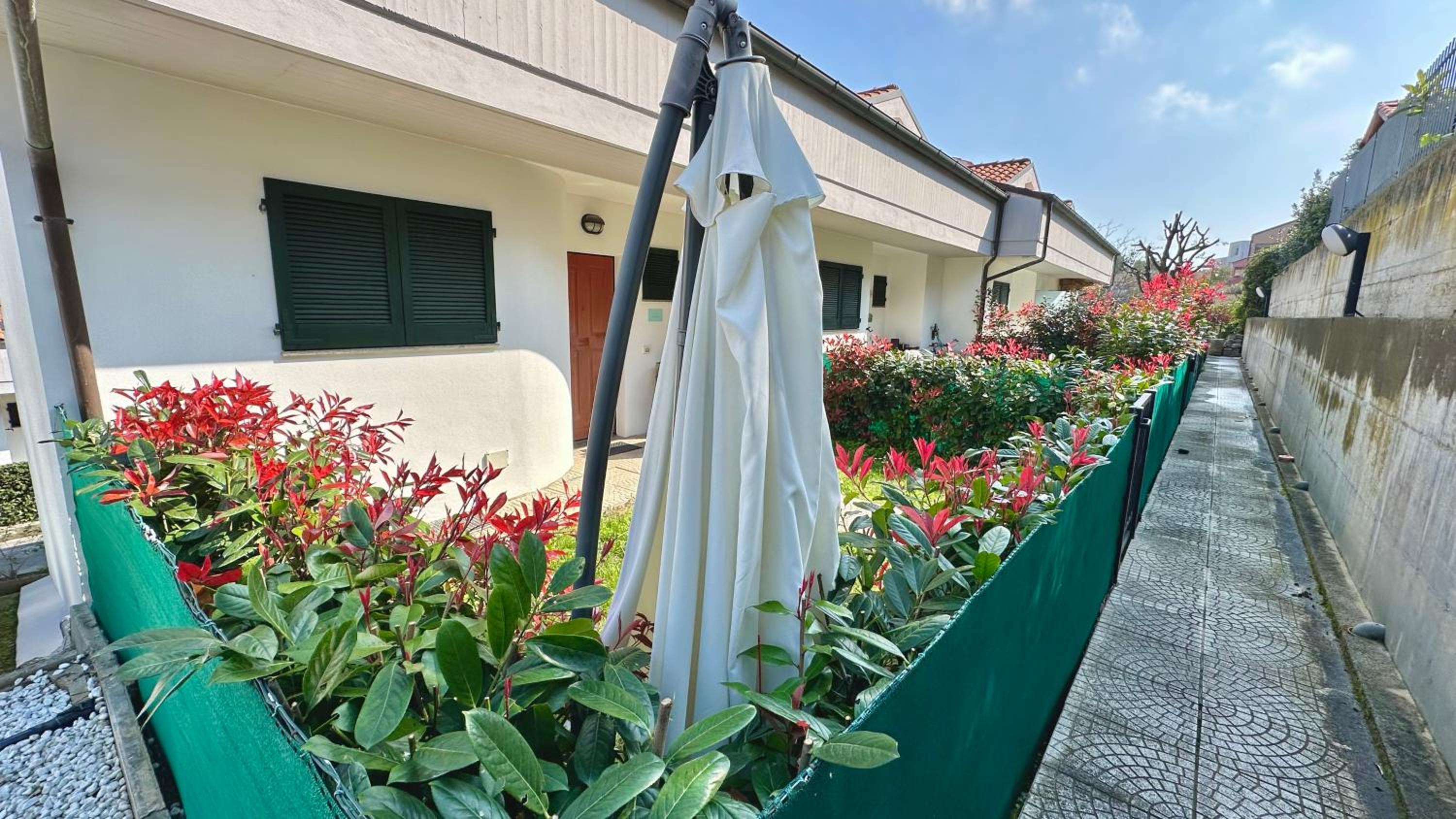 M386 - Marcelli, trilocale con giardino e vista mare view 4