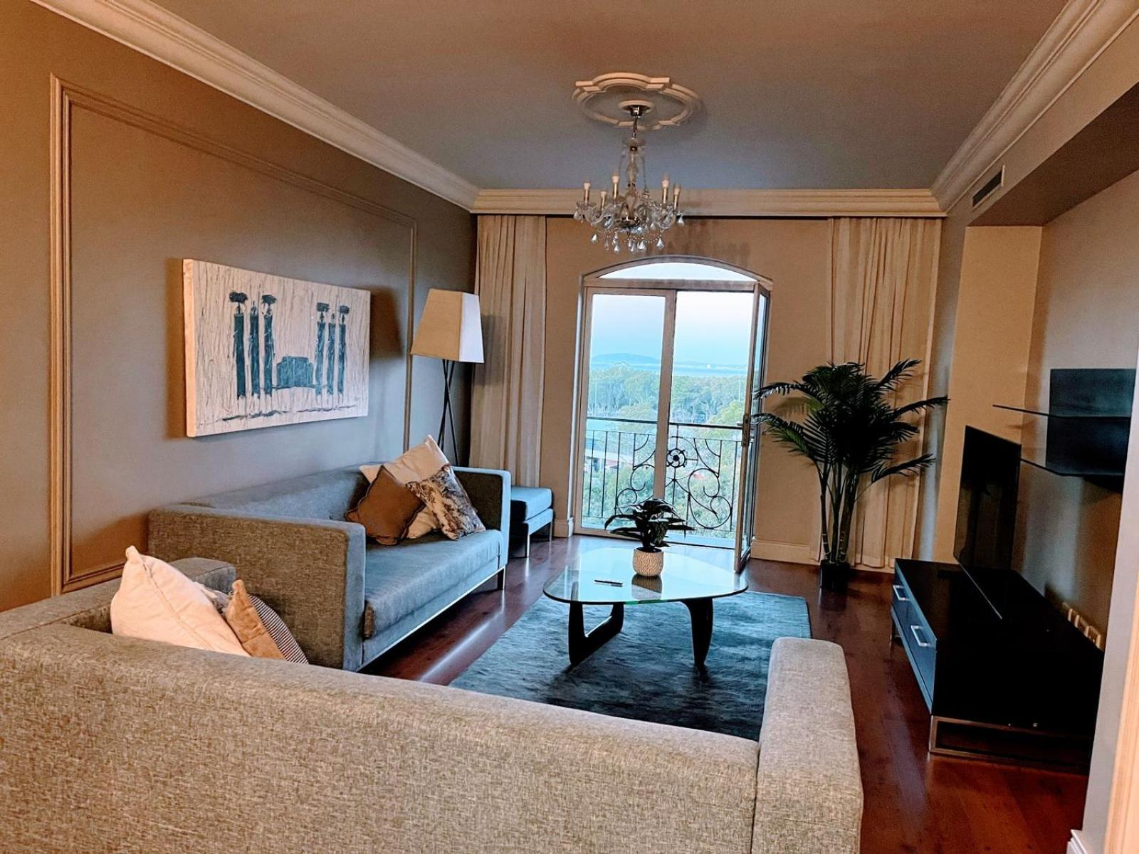Cape Royale Luxury Suite view 5