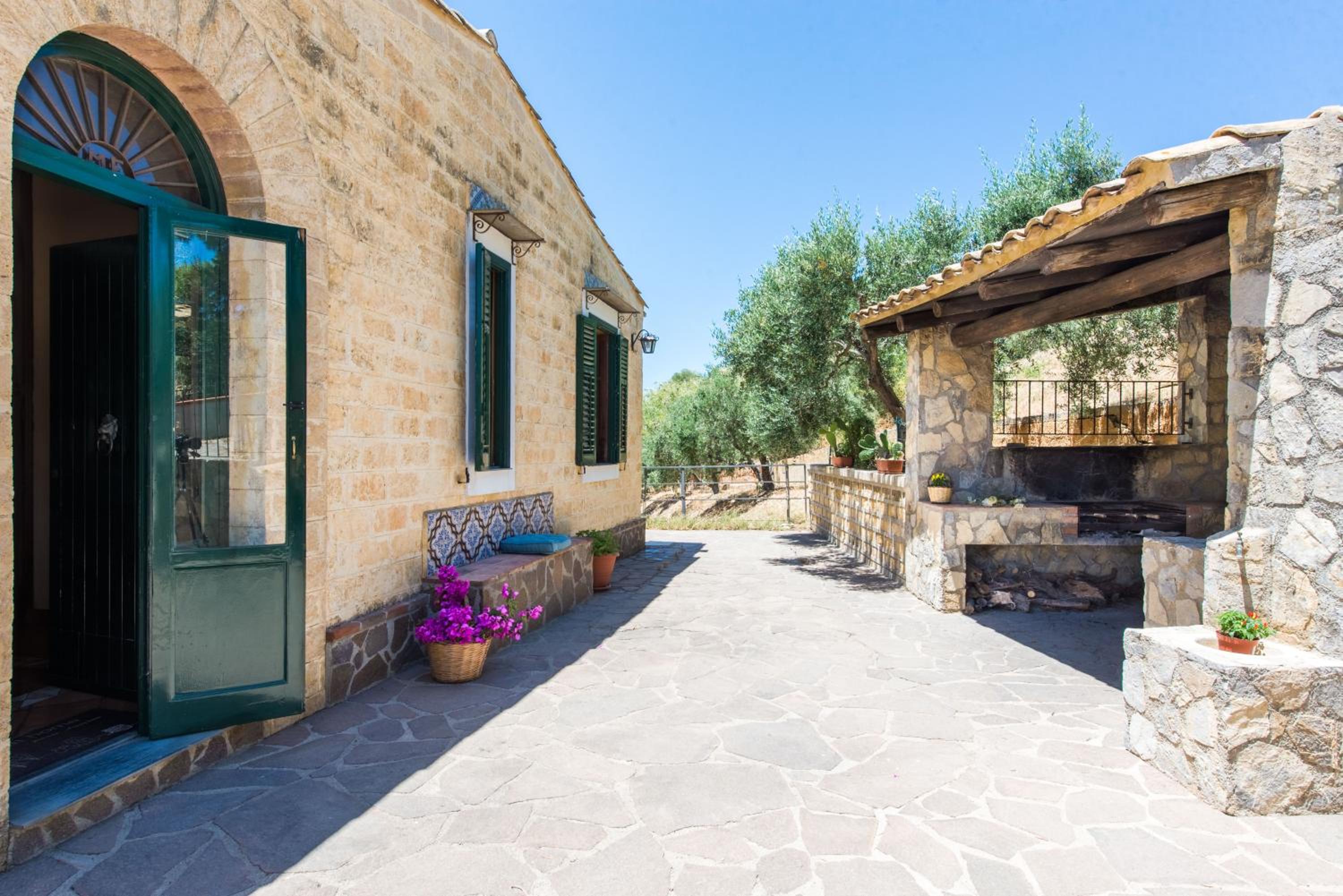 Casale degli Ulivi by Sicily in Villas