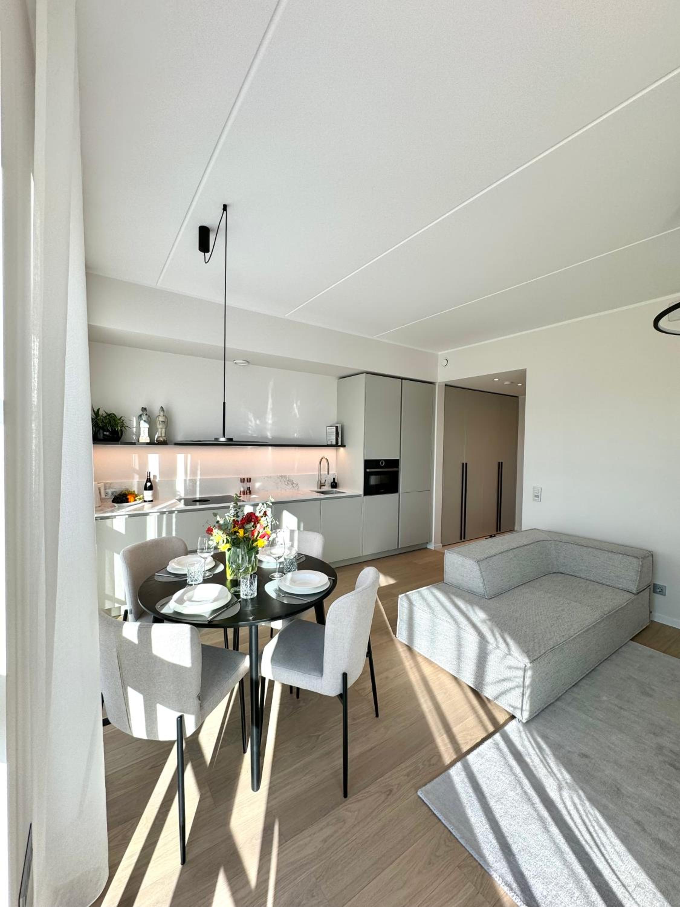 Premium Noblessner Seaside Apartment, free parking
