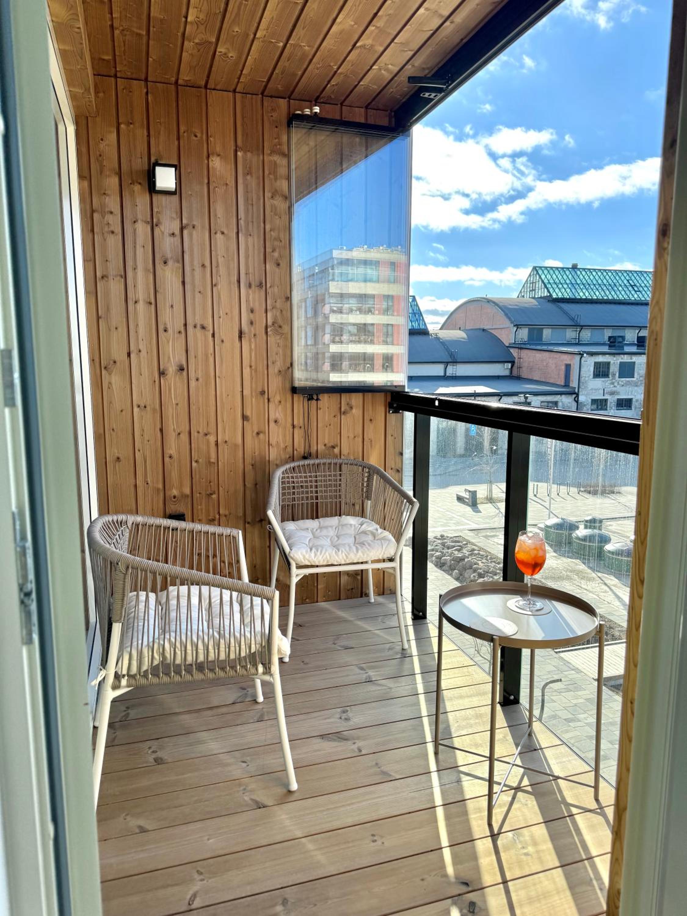 Premium Noblessner Seaside Apartment, free parking