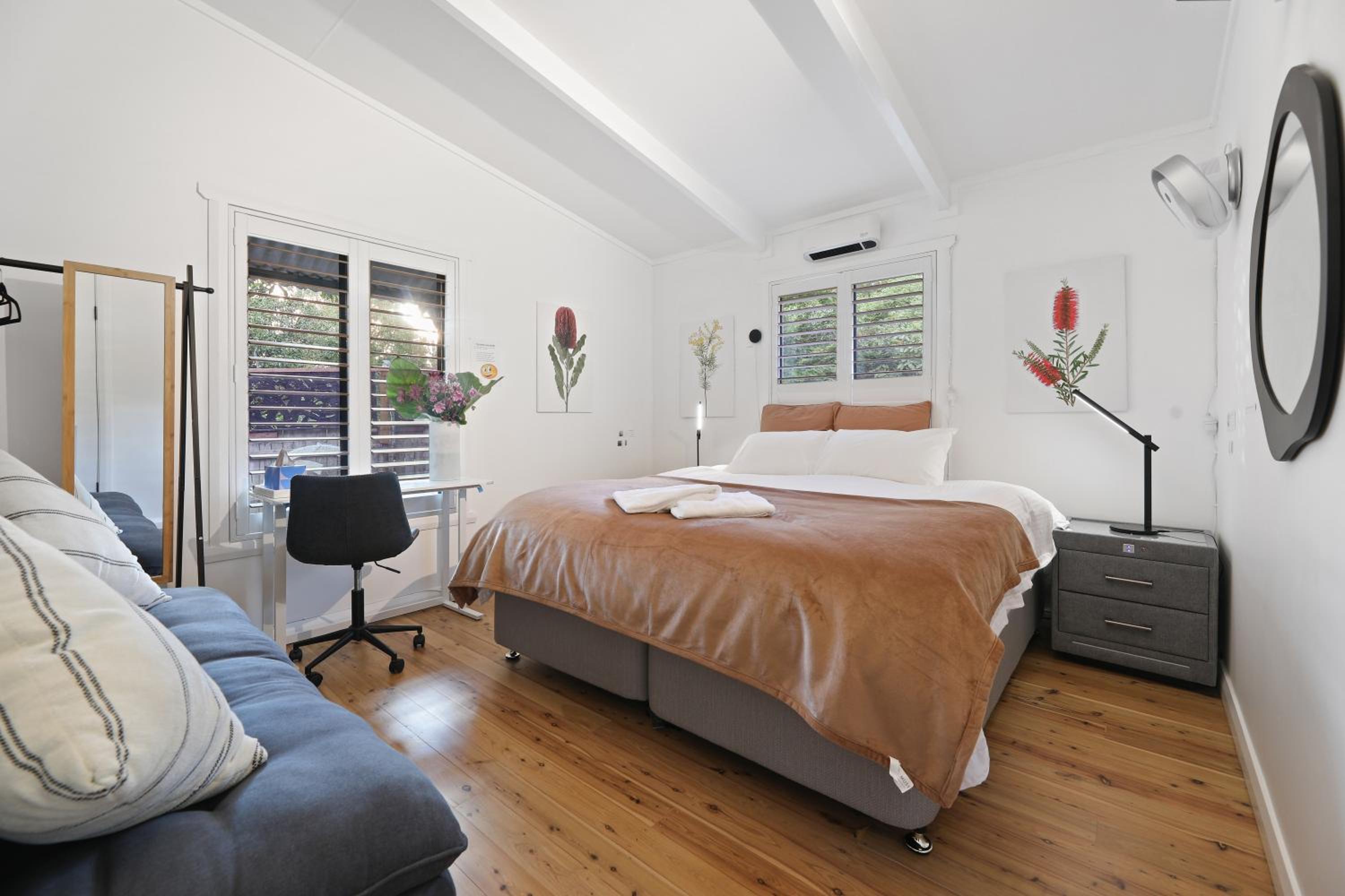 The Smart Retreat-Voice control smart house spa bath cinema
